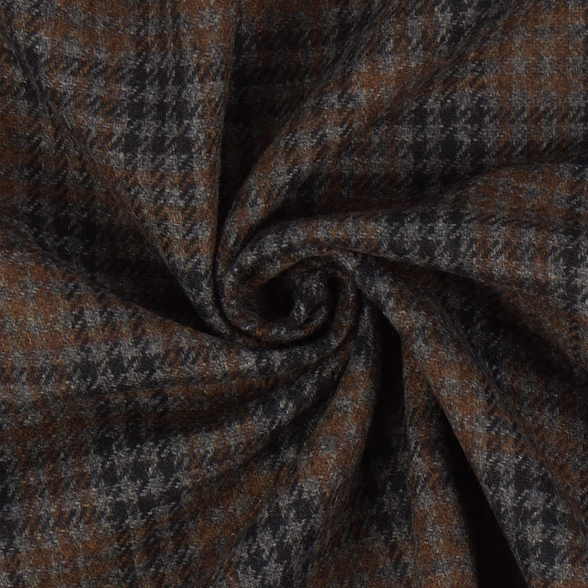 Patterned chequered wool fabric / Mönstrat rutigt ylletyg